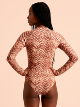 Load image into Gallery viewer, Model Back: Long Sleeve Swimsuit Macae Tie Dye Pitanga UPF50+