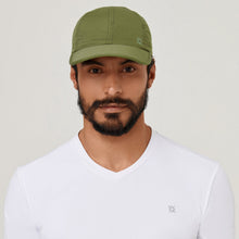 Load image into Gallery viewer, Model Front: Cap UV Pro Masc Green Militar UPF50+