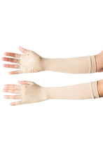 Load image into Gallery viewer, Model Front: Uv Line Glove Long Gloves Uni Chocolate Upf50+