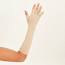 Load image into Gallery viewer, Image 02: Uv Line Glove Long Gloves Uni Chocolate Upf50+