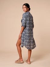 Load image into Gallery viewer, Model Back: Midi Beach Shirt — Blue Tie-Dye, UPF50+