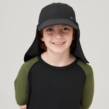 Load image into Gallery viewer, Model Front: Uv Line Caps Cap Legionario Teens Inf Black Upf50+