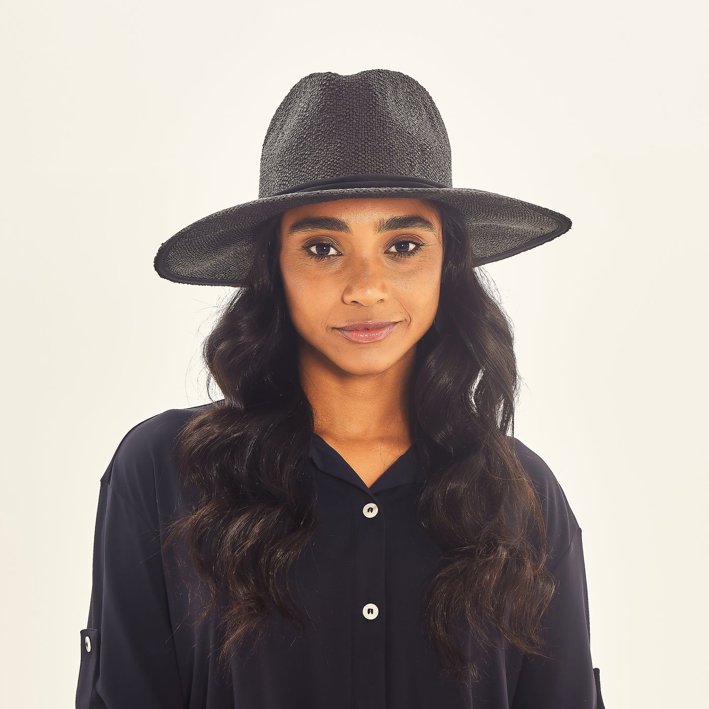 Saint Germain Floppy Hat - Black - UPF50+