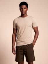 Load image into Gallery viewer, Gallery: T-Shirt New Fit Masc Sand UPF50+
