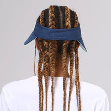 Load image into Gallery viewer, Model Back: Uv Line Visor Visor Bali Marinho Azul Claro Upf50+
