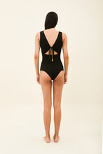 Load image into Gallery viewer, Image 07: Uv Line One-Piece Mirela Oliva Preto Upf50+
