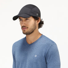 Load image into Gallery viewer, Model Front: Uv Line Caps Cap Athletic Dry Preto Upf50+
