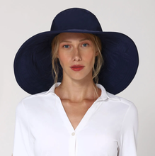 Load image into Gallery viewer, Model Front: Uv Line Floppy Hat Beverly Hills Marinho Upf50+
