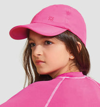 Load image into Gallery viewer, Model Front: Uv Line Caps Cap Teens Colors Inf Pink Upf50+
