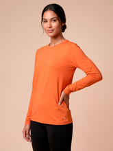 Load image into Gallery viewer, Gallery: Longsleeve Uvpro Fem Pitanga UPF50+
