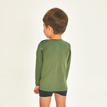 Load image into Gallery viewer, Model Back: Uv Line Rash Guard Longsleeve Baby Green Militar Upf50+
