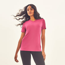 Load image into Gallery viewer, Model Front: Uv Line Fitness Top T-Shirt Sport Fit Fuchsia Upf50+
