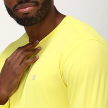 Load image into Gallery viewer, Image 04: Uv Line Rash Guard Longsleeve Uvpro Masc Yellow Upf50+
