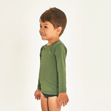 Load image into Gallery viewer, Image 02: Uv Line Rash Guard Longsleeve Baby Green Militar Upf50+
