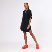 Load image into Gallery viewer, Image 02: Uv Line Shirtdress Shirtdress Copenhagen Fem Black Upf50+
