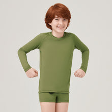 Load image into Gallery viewer, Image 02: Uv Line Rash Guard Longsleeve Uvrpo Inf Verde Militar Upf50+
