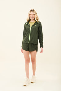 Model Front: Uv Line Fitness Cover Up Bag-Foldable Windbreaker Jacket Verde Militar