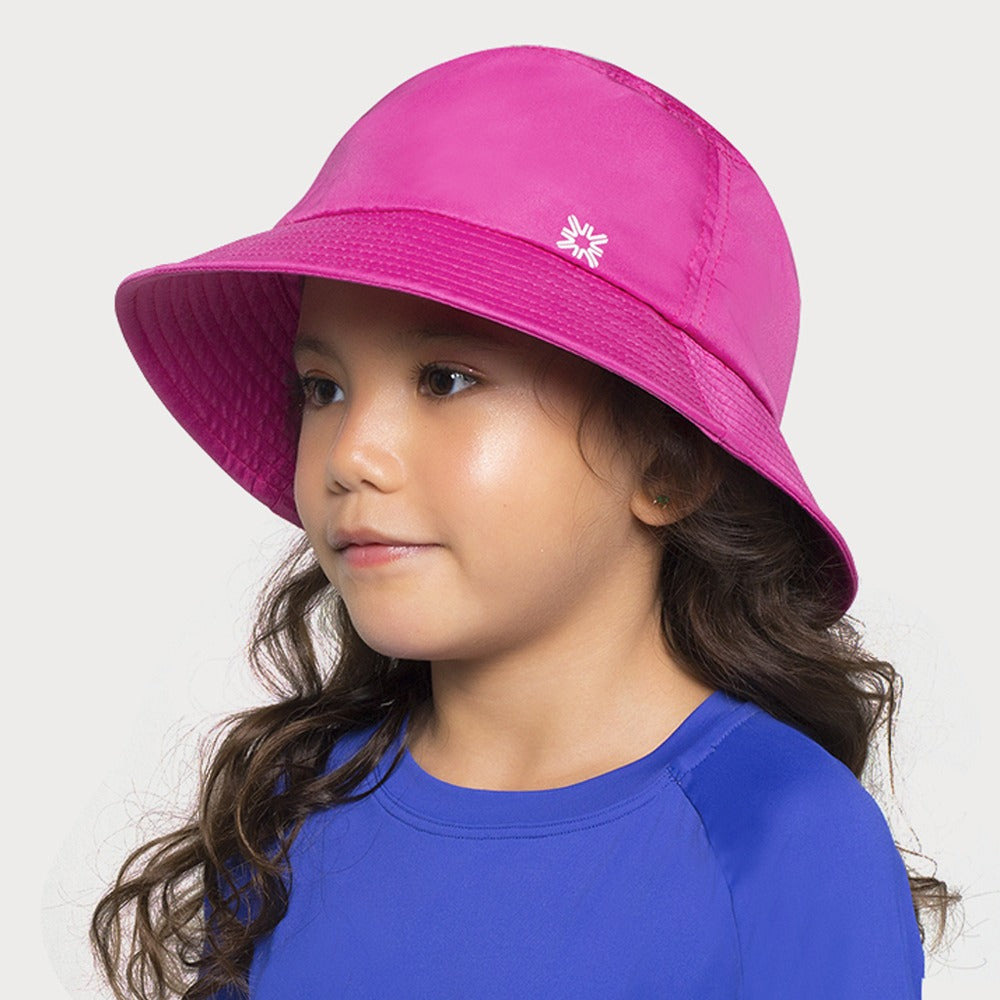 Model Front: Uv Line Bucket Hat Basic Kids Pink Upf50+