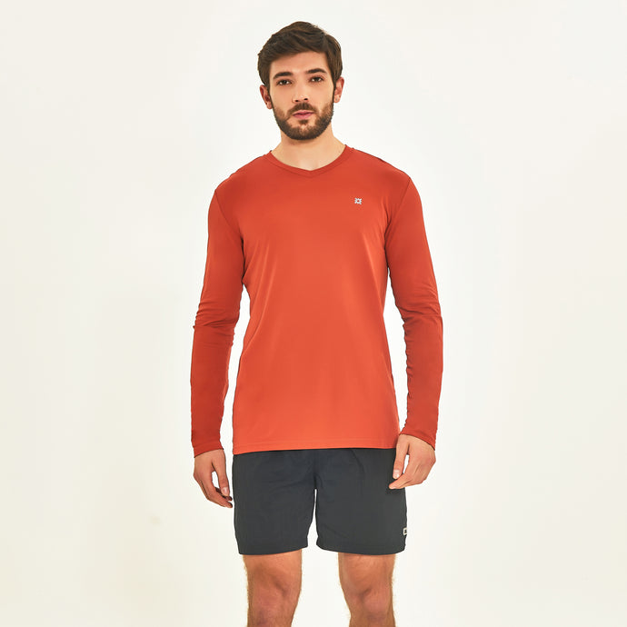 Model Front: Uv Line Rash Guard Longsleeve Sport Fit Ferrugem Upf50+