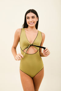 Gallery: Uv Line One-Piece Mirela Oliva Preto Upf50+