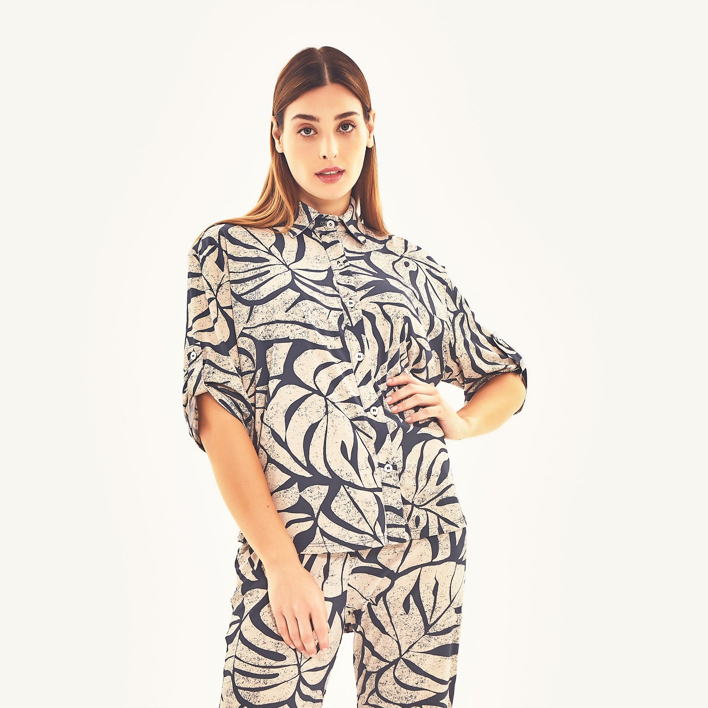 Model Front: Uv Line Beach Top Shirt Copa Costela Off White Upf50+