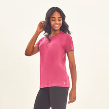 Load image into Gallery viewer, Image 02: Uv Line Fitness Top T-Shirt Sport Fit Fuchsia Upf50+
