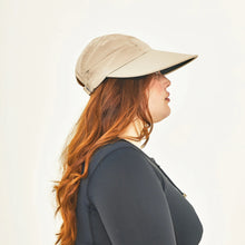 Load image into Gallery viewer, Visor Capri Colors Beige &amp; Black UPF 50+
