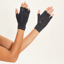 Load image into Gallery viewer, Fingerless Gloves Black UPF50+

